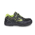 Scarpe in pelle idrorepellente con inserti in nylon e rinforzo antiabrasione nella zona del puntale product photo