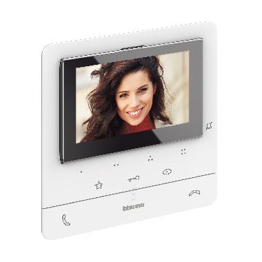 Video Classe 100V16E vivavoce product photo Photo 01 3XL