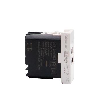 MatixGO - caricatore usb AC 1m bianco product photo Photo 04 3XL