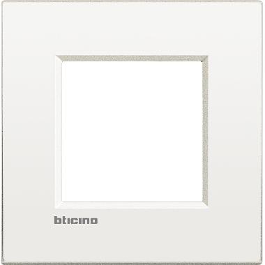 LL - placca 2P bianco puro product photo Photo 01 3XL