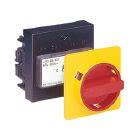 interruttore di manovra, serie Z, tripolare, con manovra di emergenza giallo-rossa product photo