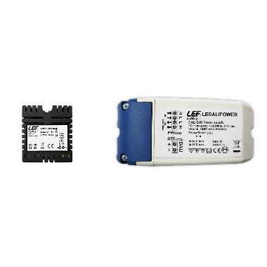 Kit per controllo di alimentatori con ingresso DALI tramite pulsante IP20 product photo Photo 01 3XL