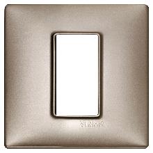 Vimar Plana 14641.74 Placca 1M nichel perlato product photo